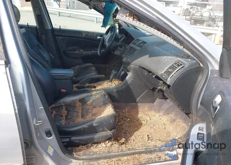 2003 Honda Accord 2.4 Ex from USA, damaged, VIN 1HGCM56693A102049